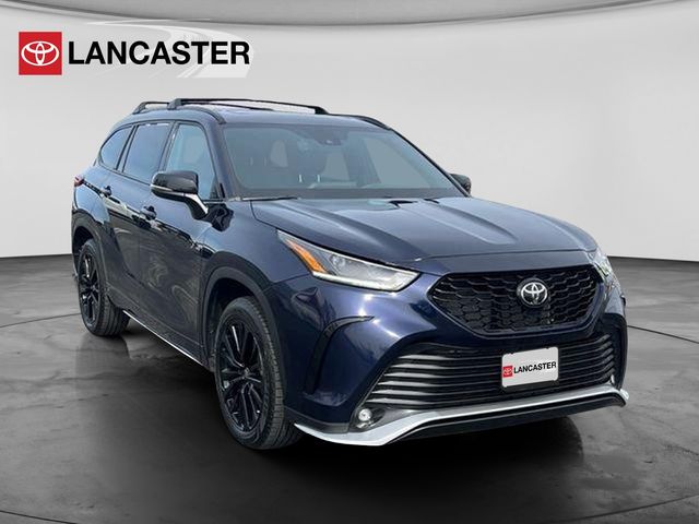 Blue 2023 Toyota Highlander XSE AWD SUV / Crossover All-Wheel Drive 8-Speed Automatic