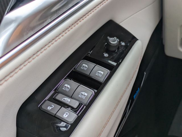 2026 Jeep Grand Wagoneer Summit Obsidian