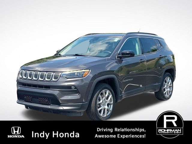 Gray (Granite Crystal Metallic Clearcoat) 2022 Jeep Compass SUV / Crossover Four-Wheel Drive 9-Speed Automatic