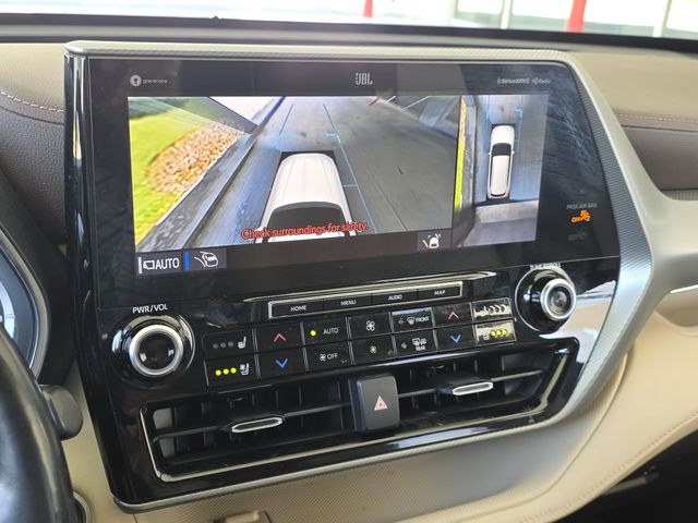 Used 2021 Toyota Highlander SUV