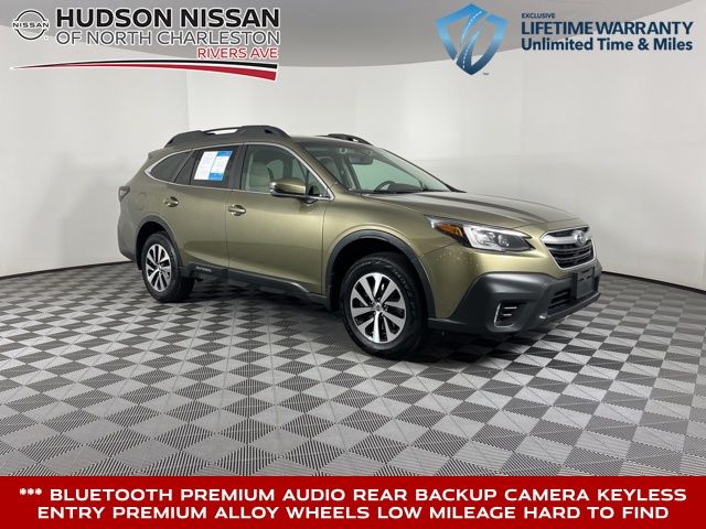 2022 Subaru Outback Premium 1