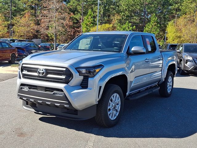 2025 Toyota Tacoma SR5 Double Cab photo 3