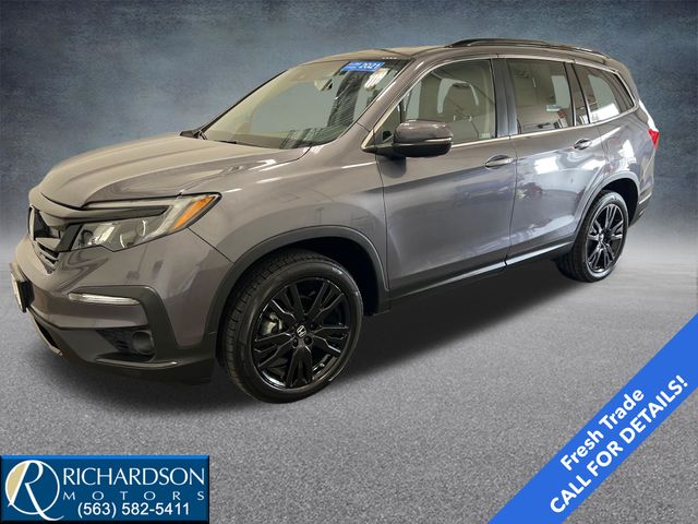 Gray (Modern Steel Metallic) 2021 Honda Pilot SE AWD SUV / Crossover All-Wheel Drive 9-Speed Automatic