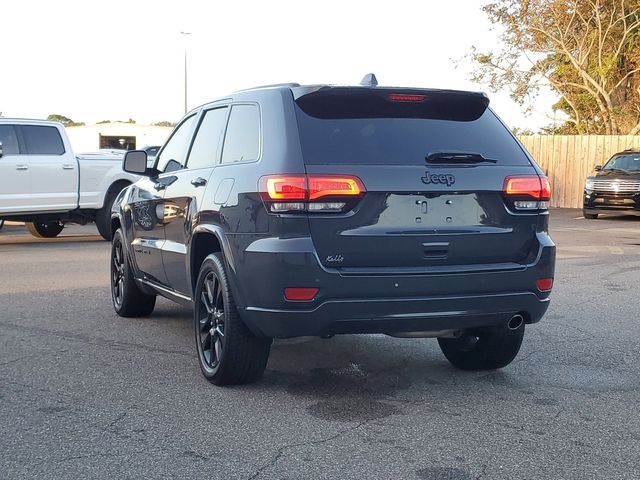 2018 Jeep Grand Cherokee Altitude 9