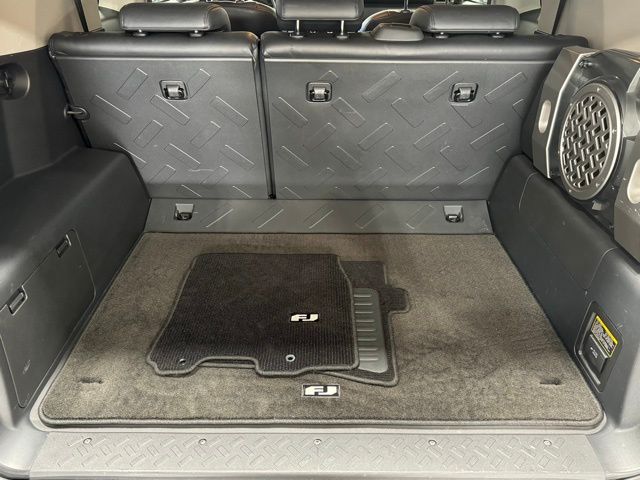 2008 Toyota FJ Cruiser Base 27