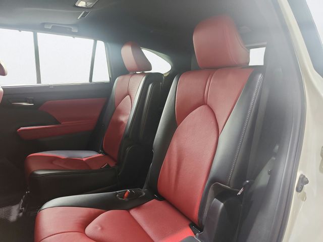 Used 2022 Toyota Highlander SUV
