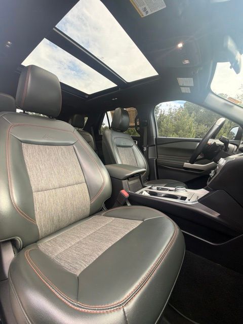 Used 2022 Ford Explorer SUV