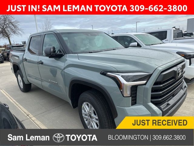 2026 Toyota Tundra SR5 CrewMax Cab 4WD