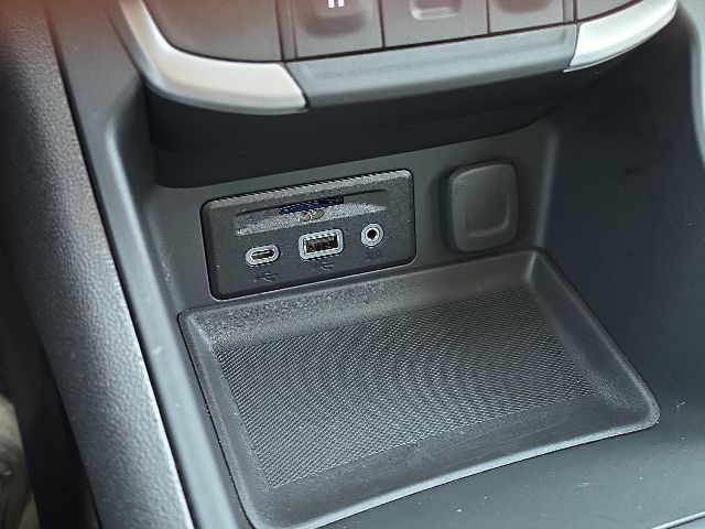 2024 GMC Terrain SLT:L44130A