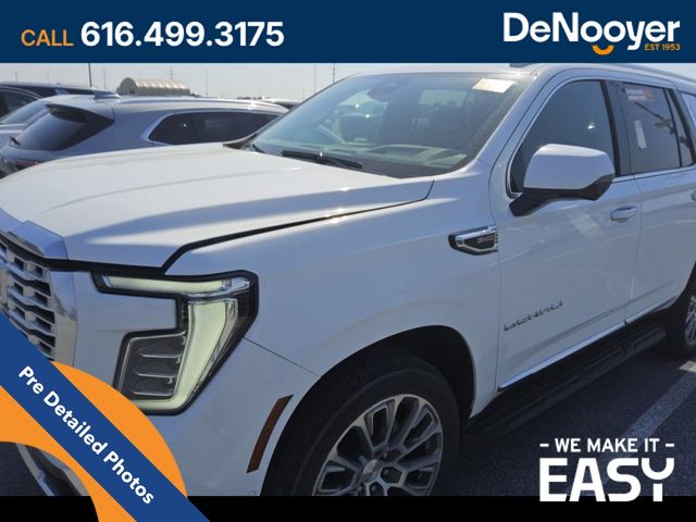 Summit White 2025 GMC Yukon SUV / Crossover Four-Wheel Drive 