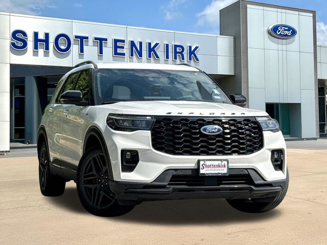 2025 Ford Explorer ST-LINE 4WD (PL535)'s photo