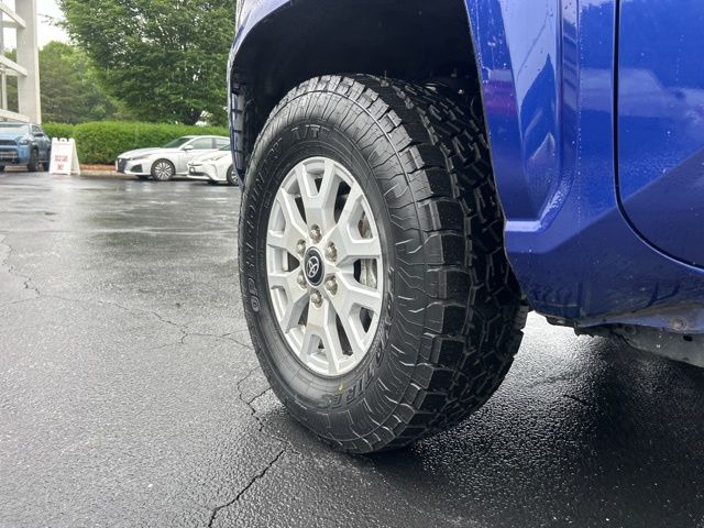 2024 Toyota Tacoma SR5 - Photo 11
