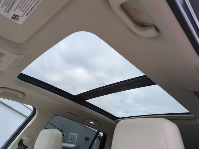 used 2022 Cadillac XT6 car, priced at $32,481