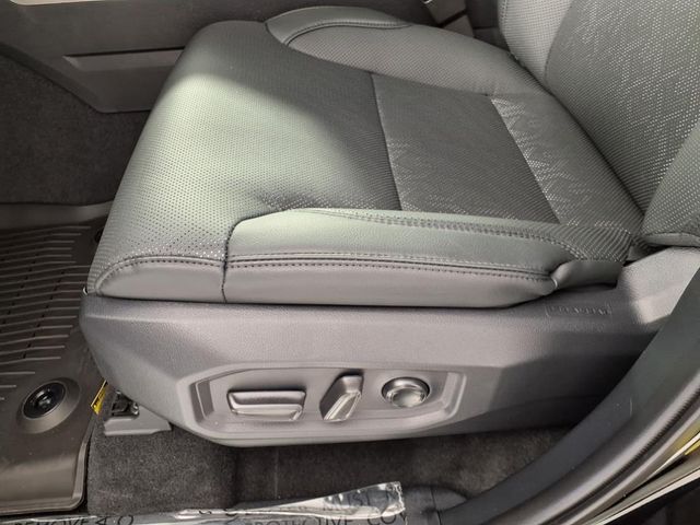 2025 Toyota Tundra Limited photo