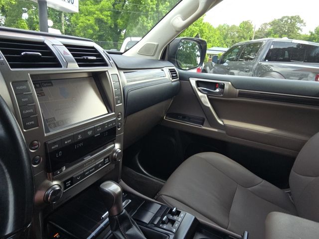 2020 Lexus GX 460:B02382