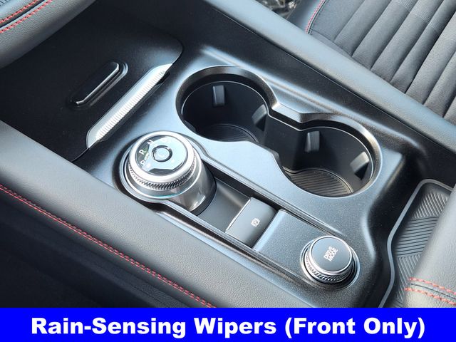 2025 Ford Explorer ST-Line photo