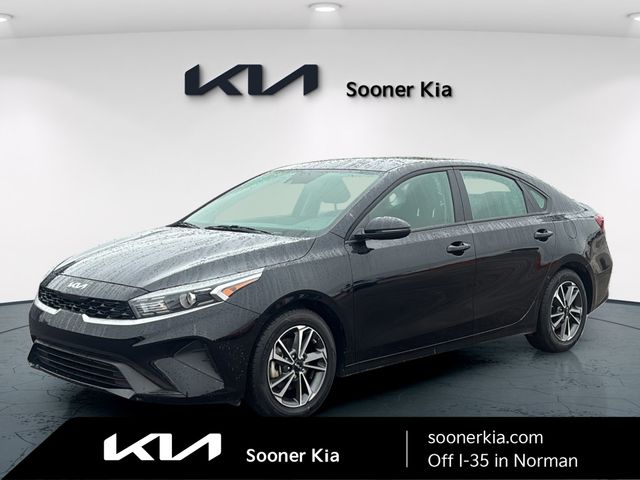 2024 Kia Forte LXS FWD