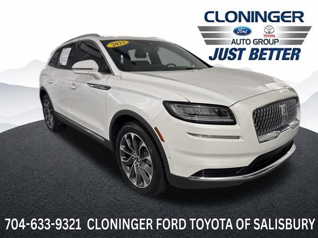 White Metallic 2023 Lincoln Nautilus Reserve AWD SUV / Crossover All-Wheel Drive 8-Speed Automatic