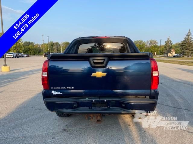 2012 Chevrolet Avalanche 1500 LS 4