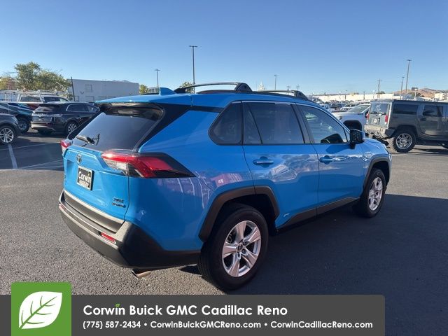 2019 Toyota RAV4 Hybrid XLE 29