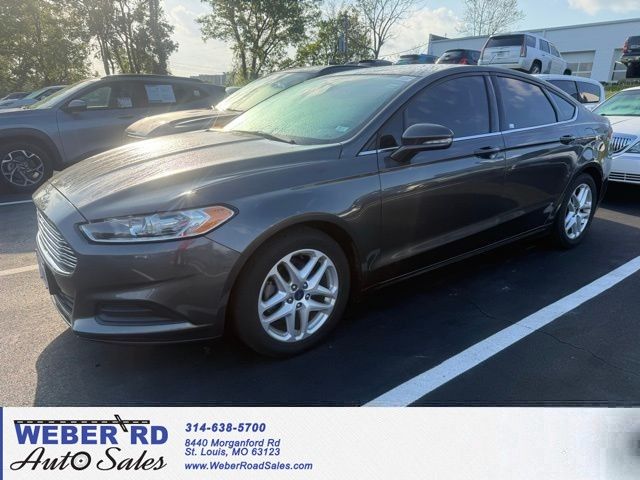Gray (Magnetic) 2016 Ford Fusion SE Sedan Front-Wheel Drive 6-Speed Automatic
