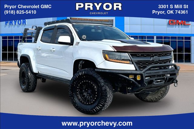 Summit White 2018 Chevrolet Colorado Pickup Truck Four-Wheel Drive 8-Speed Automatic
