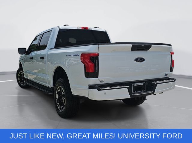 Used 2023 White Ford XLT image 5