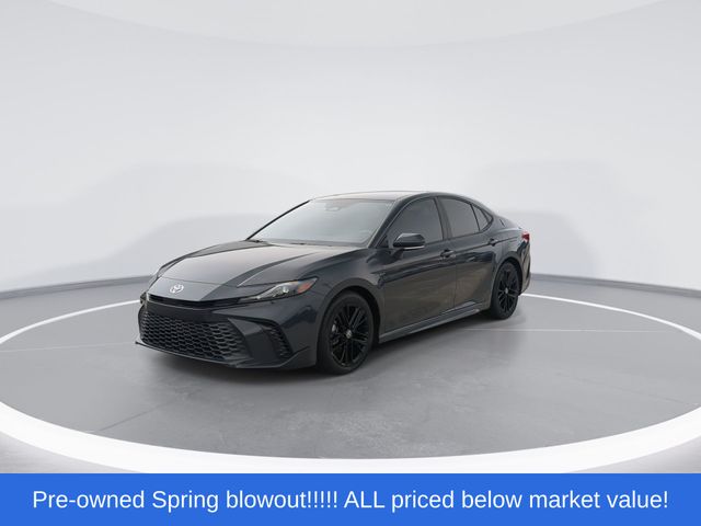 Used 2025 UNDERGROUND Toyota SE image 4