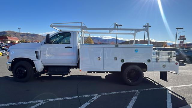 2023 Chevrolet Silverado 5500HD Work Truck 10