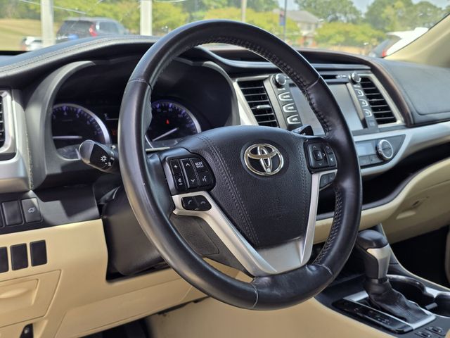 Used 2019 Toyota Highlander SUV