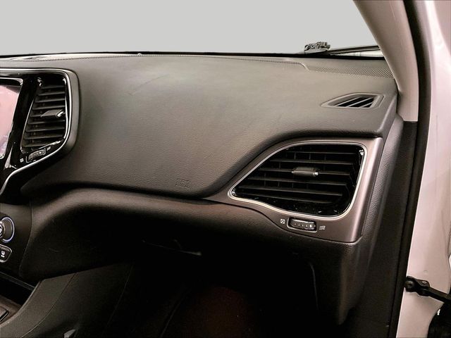 2019 Jeep Cherokee Limited White at Subaru and VW of Moon Township