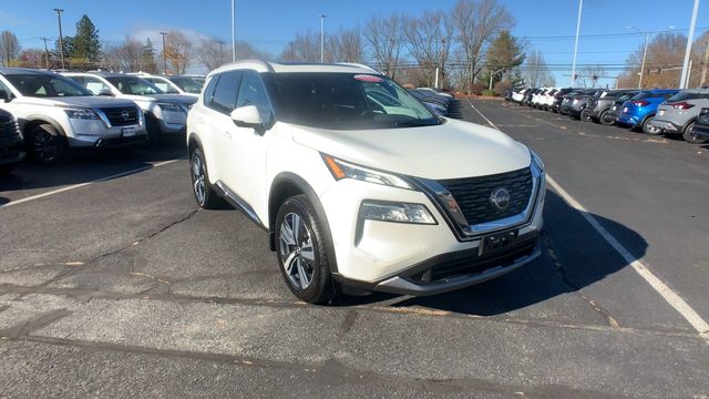 2023 Nissan Rogue SL 5