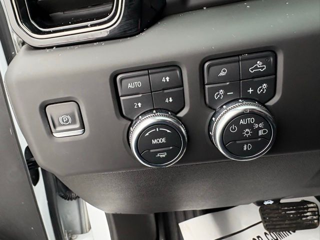 2024 GMC Sierra 3500HD AT4