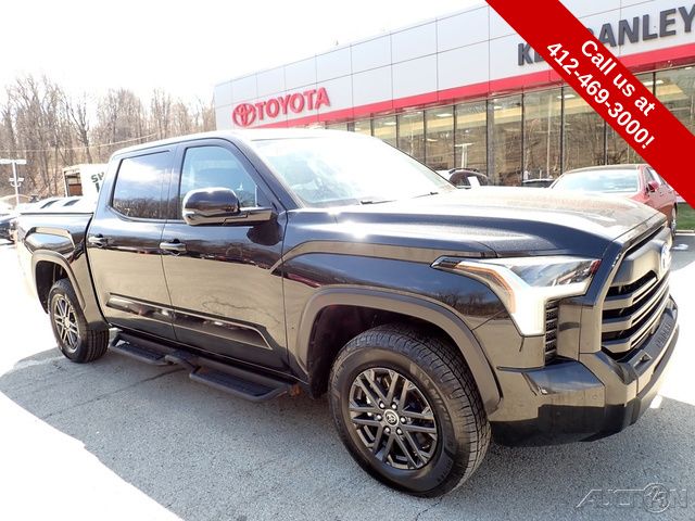 2024 Toyota Tundra SR5 CrewMax Cab 4WD