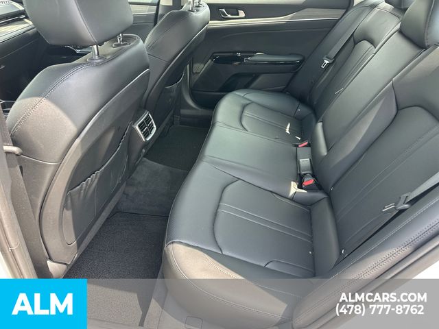 New 2025 Snow White Pearl Kia EX image 23