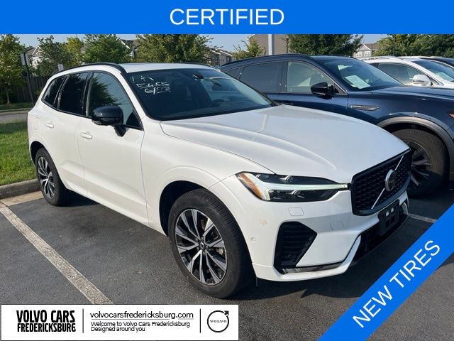 Crystal White Metallic 2024 Volvo XC60 SUV / Crossover All-Wheel Drive Automatic