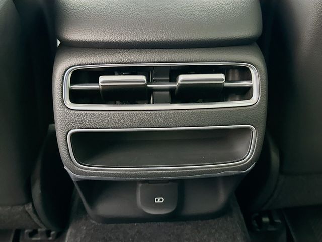 Thumbnail: 2026 Genesis GV70 - 18