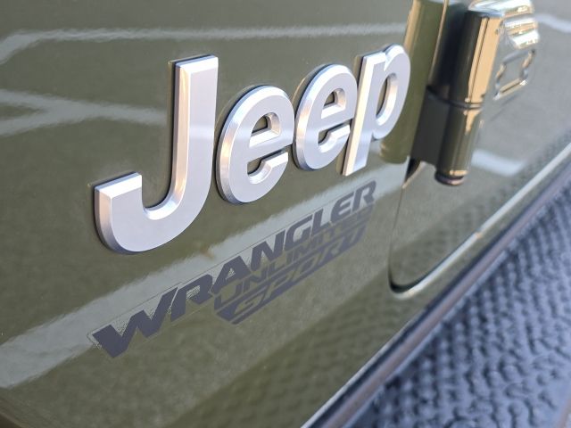2021 Jeep Wrangler Unlimited Sport S:167741A