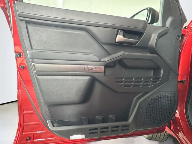 2025 Toyota Tacoma TRD Sport - Photo 13