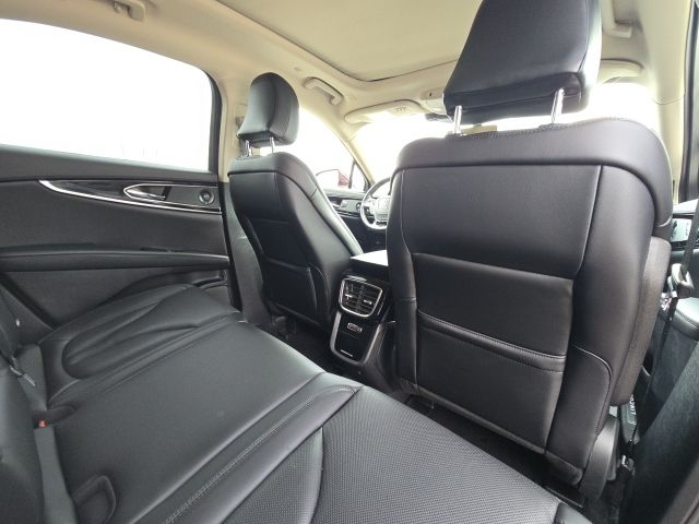 2022 LINCOLN Nautilus Reserve:B02186