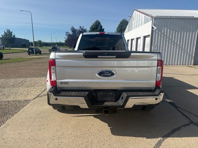 2017 Ingot Silver Ford Super Duty F-350 DRW Lariat 4X4 Truck