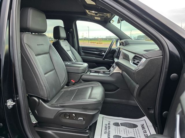 2022 GMC Yukon XL 4WD Denali