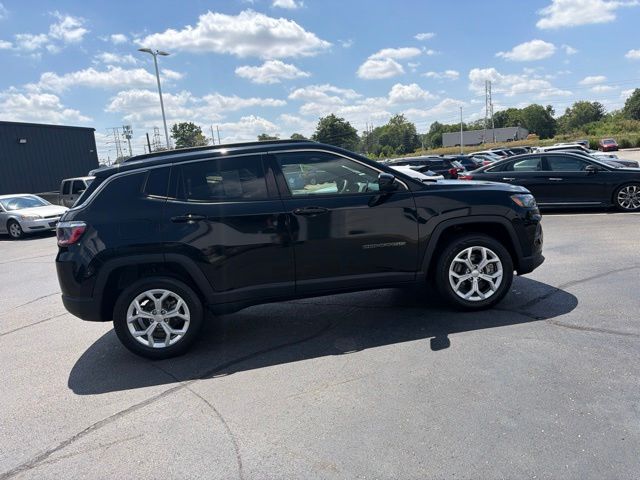 Used 2024 Black Jeep Latitude image 5