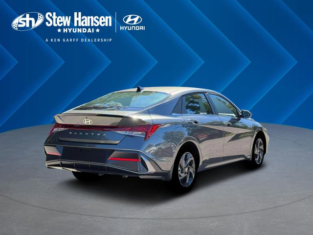 New 2026 Gray Hyundai SEL Sport image 7