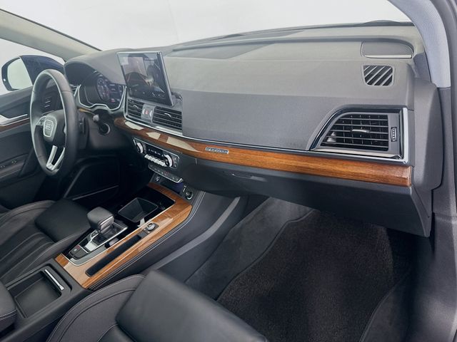 Thumbnail: 2022 Audi Q5 - 30