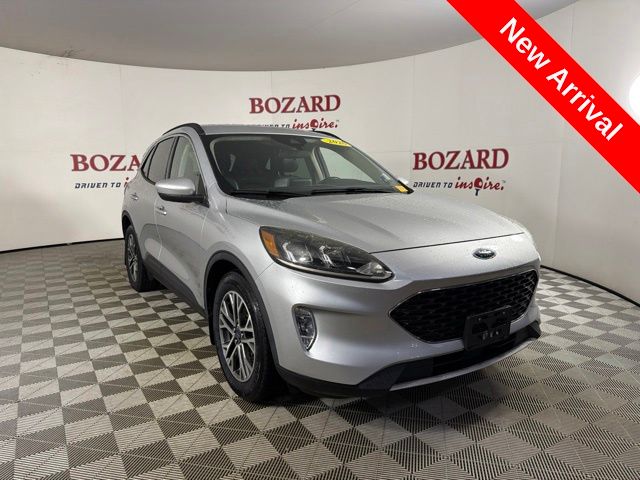 Ingot Silver 2020 Ford Escape SUV / Crossover Front-Wheel Drive 8-Speed Automatic