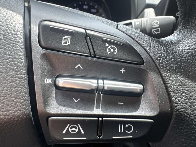 2023 Hyundai Kona - Image 17