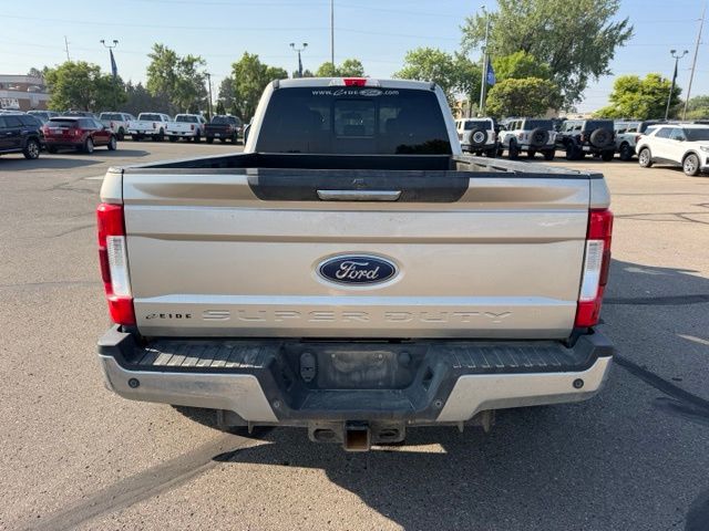 2017 White Gold Metallic Ford Super Duty F-350 DRW Lariat 4X4 Truck