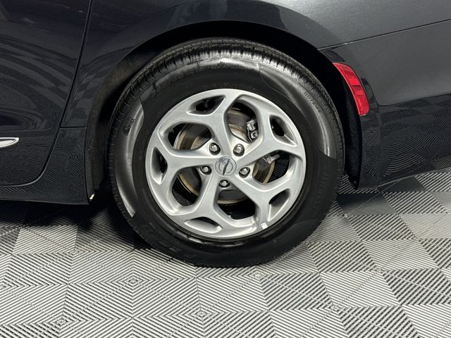 Used 2023 Chrysler Pacifica For Sale in Indianapolis, IN