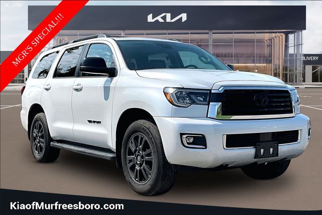 White (Wind Chill Pearl) 2022 Toyota Sequoia SUV / Crossover Four-Wheel Drive 6-Speed Automatic